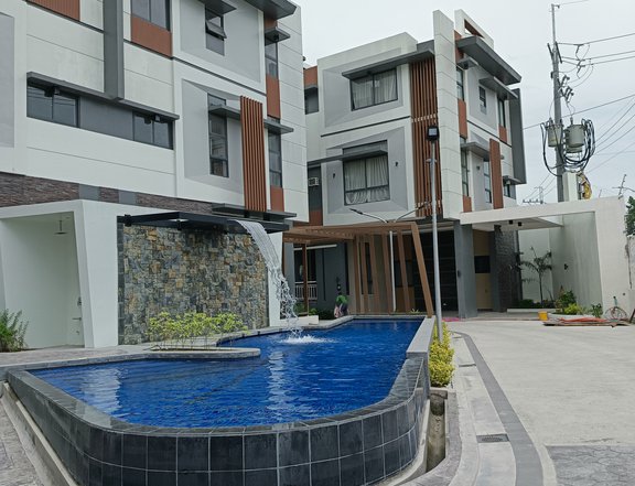 2 Carpark and 4 bedroom Townhouse for Sale in Quezon City