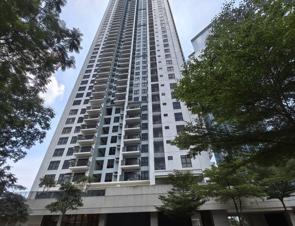 EXECUTIVE STUDIO UNIT