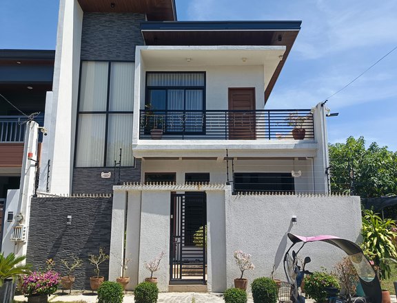 RUSH!!! FOR SALE!!. Sta. Rosa, Laguna beside Enchanted Kingdom