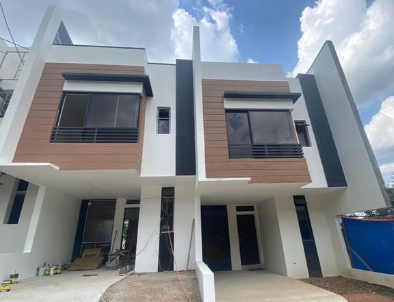 Townhouse with 3BR For Sale in Antipolo near Assumption and Cogeo