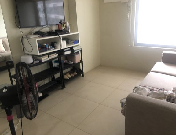 For Sale 2 adjacent furnished units  (58.38 sqm) in Mandaluyong City