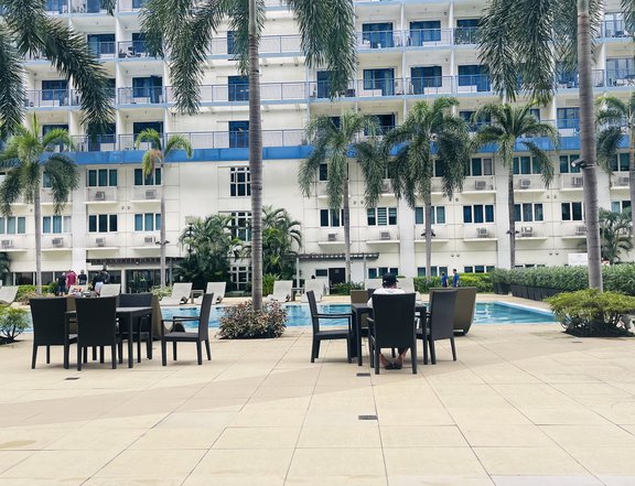 Mall of Asia Pasay Pre-Owned 86.00 sqm 2-bedroom Residential Condo For Sale