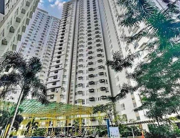 Rent to Own Condo in Mandaluyong near Makati free aircon and TV