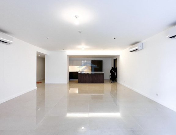 3 Bedroom for Rent in West Gallery Place BGC Condo
