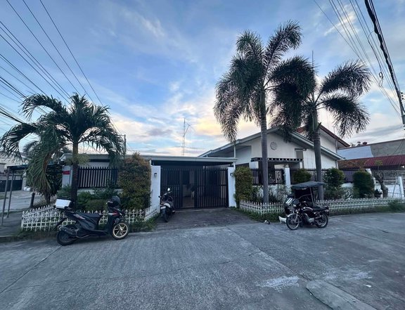 Pre-Owned 3-bedroom House For Sale in Diamond Subdivision, Angeles Pampanga