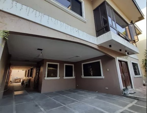 4-bedroom Single Attached House For Sale in Quezon City / QC