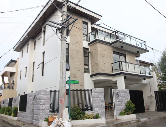 3-Storey Corner Modern House for Sale in Greenwoods Pasig with Pool