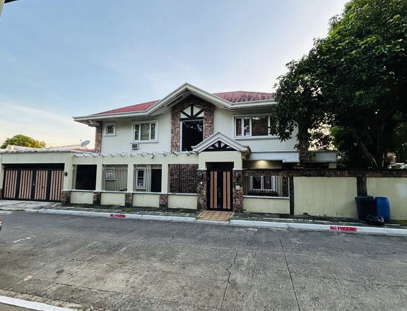 3-bedroom Single Detached House For Sale in Tahanan Village BF Homes Paranaque Metro Manila