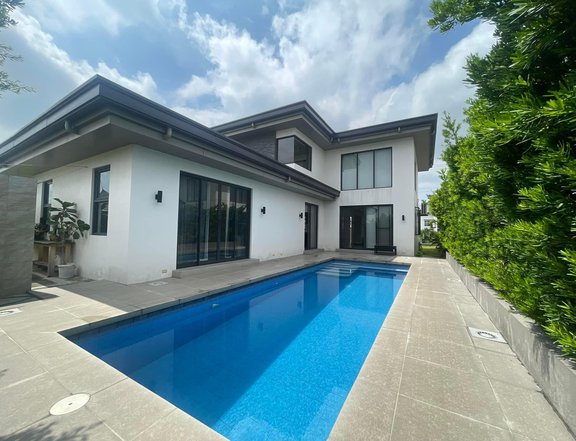 3 Bedrooms Poolside House for Rent in Pulu Amsic Angeles Pampanga