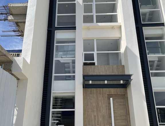 5BR Townhouse at Capitol Hills, Quezon City - M Residences by VCDC