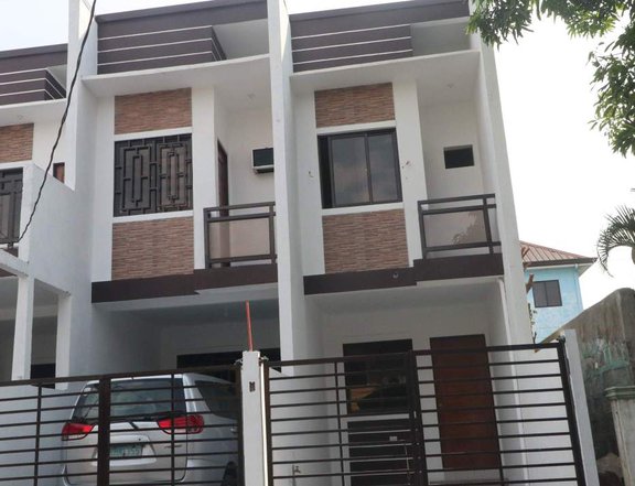 2 Storey Townhouse For sale in Novaliches QC PH2711