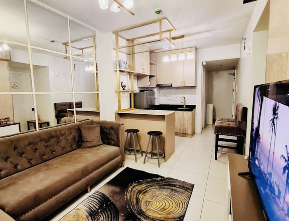 47.00 sqm 2-bedroom Condo For Rent in Quezon City / QC Metro Manila