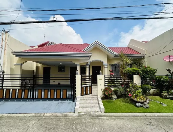 Pre-Owned 3-bedroom Single Detached House For Sale in Paranaque