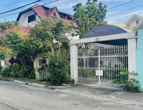 Pre-Owned 4-bedroom Single Attached House For Sale in San Pedro Laguna