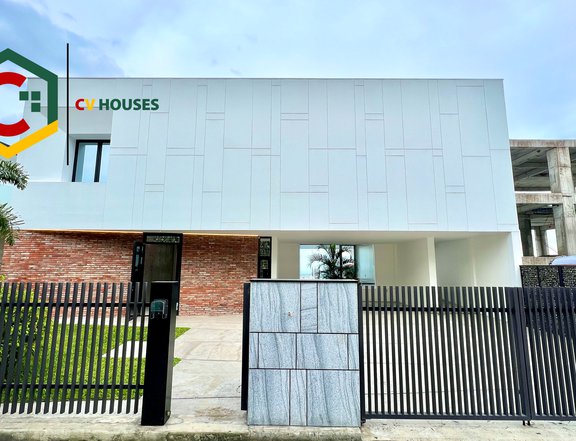 Villa for Sale Inside Clark, Pampanga