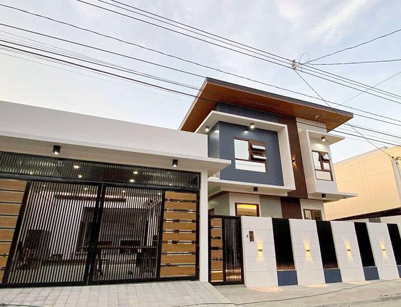 Exqusite 4-bedroom House For Sale in Angeles Pampang near SM telabastagan