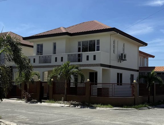 Pre-Owned 3-bedroom Single Attached House For Sale in Bacolor Pampanga