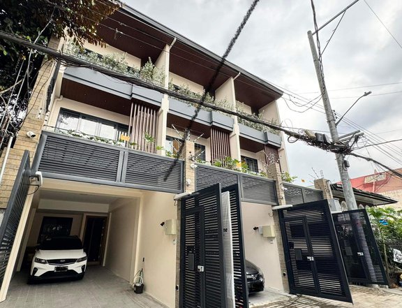 4BR Brand New Triplex H&L for  Sale in Manluyong