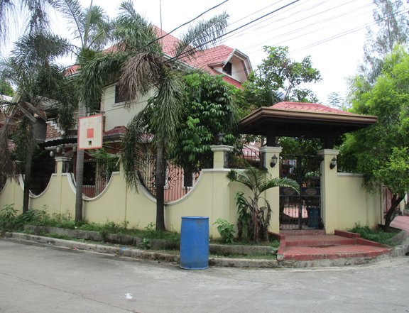 Two (2) Storey House & Lot for Sale @ Cuesta Verde Exec Village, Brgy Dalig, Antipolo City, Rizal