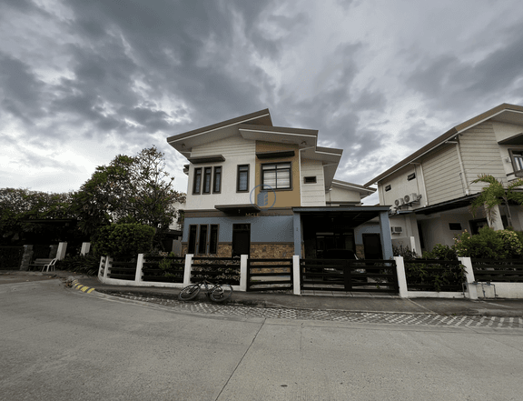 Corner lot. Good as new House & Lot at Damosa Fairlane. Davao City.
