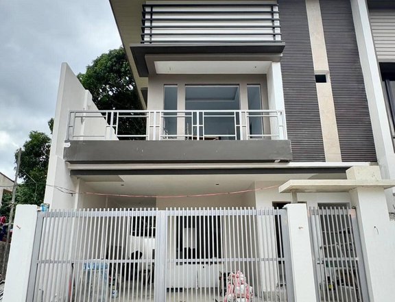 4-bedroom Single Attached House For Sale in Upper Antipolo Rizal