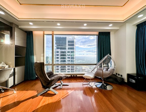 For Sale: Luxurious 2-Bedroom Unit at Horizon Homes, Taguig - One Serendra, Pacific Plaza Towers