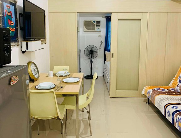 Pre-Owned 24.00 sqm 1-bedroom Residential Condo For Sale in Mandaluyong