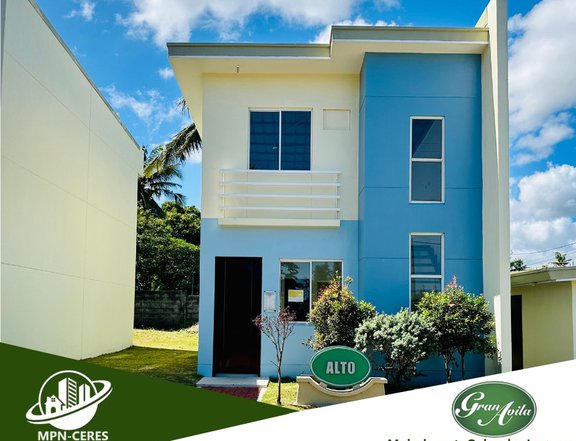 2-bedroom Single Attached House For Sale in Calamba Laguna