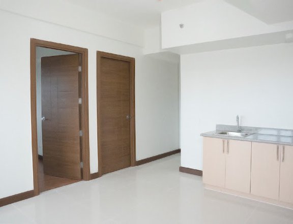 2 Bedroom Condominium For Sale in Pasay City near De La Salle University