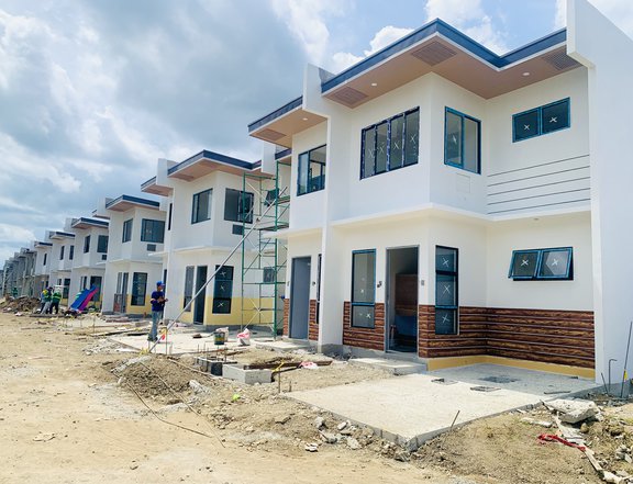 Thru PAGIBIG Rent to own townhouse in San Jose Batangas