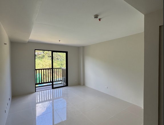 Rush for Sale 30.00sqm Studio Condo for Sale by Owner in Crosswinds at Tagaytay City