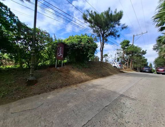 3-bedroom Townhouse For Sale in Tagaytay Cavite