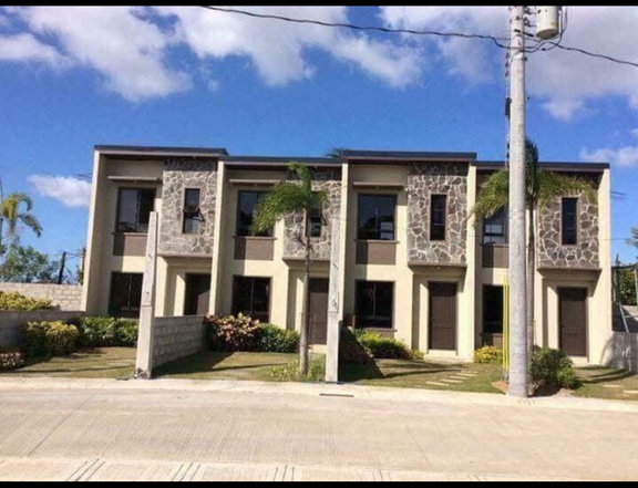 Townhouse 2-bedroom for sale Rush Dasmarinas Cavite