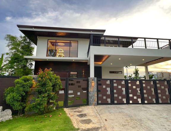 For Sale 5 Bedrooms Smart Home Beach House in Vistamar, Mactan, Cebu