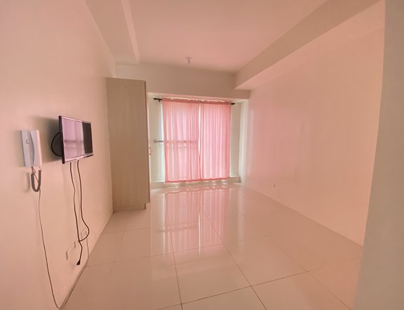 For Sale Condo Unit Studio RFO in Wind Residences Tagaytay City