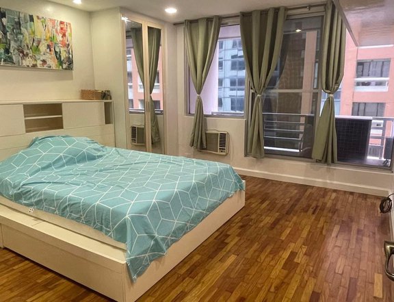 2BR Unit in Easton Place Condominium For Rent