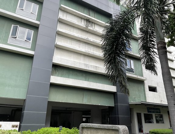 42.36 sqm 1-bedroom with balcony Condo For Rent in Alabang Muntinlupa