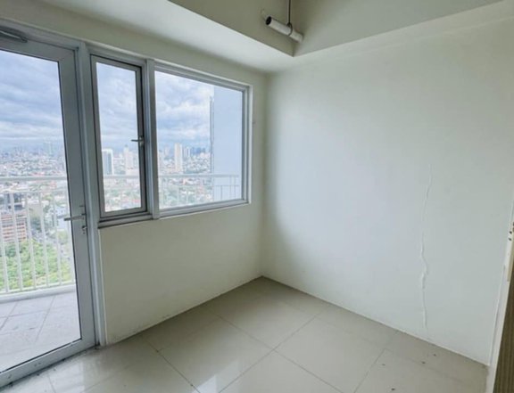 FOR SALE: 1 Bedroom with Balcony in Jazz Residences, Makati City