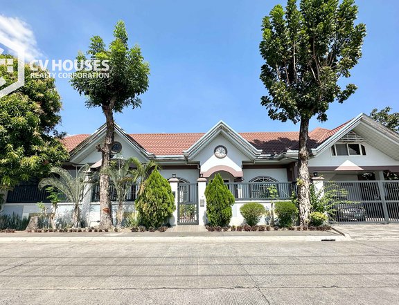 Bungalow House for Sale with Swimming Pool in Angeles City, Pampanga