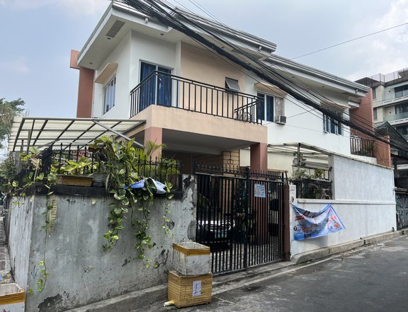 159sqm cor.commercial house & lot,Poblacion near Burgos Kalayaan Makati,beside restobars hotels