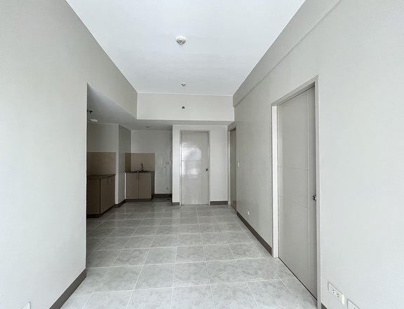 Unit 5H C6 Spacious 3-Bedroom Condo for Sale in Suntrust Shanata, Quezon City  Ready for Occupancy!