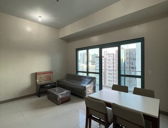2 Bedroom Rent to Own Condo For Sale in One Uptown Residences BGC