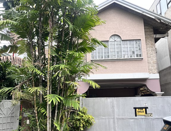 4 Bedroom House and Lot Rush Sale in Alpha Village Capitol Hills Quezon City