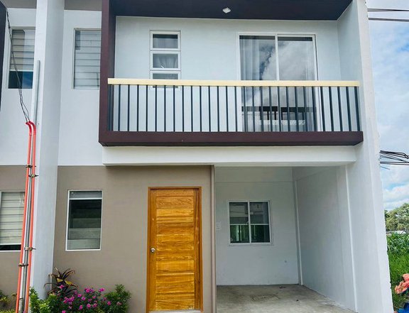 The Park at Lipa City 3 bedroom townhouse preselling