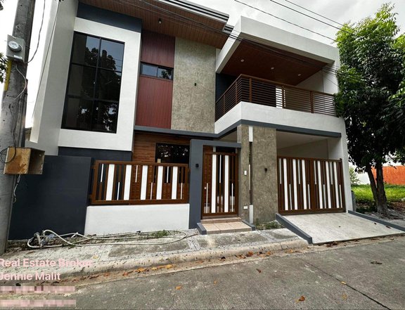 Newly Built 3-bedroom Single Detached House For Sale in Clark Manor
