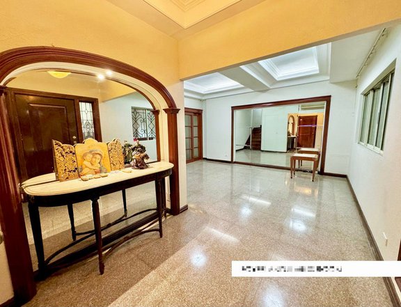 Beautiful and Spacious Residential Townhouse New Manila Quezon City