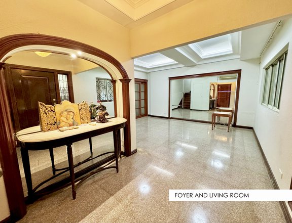 Very Nice and Spacious Residential Townhouse in New Manila for Rent