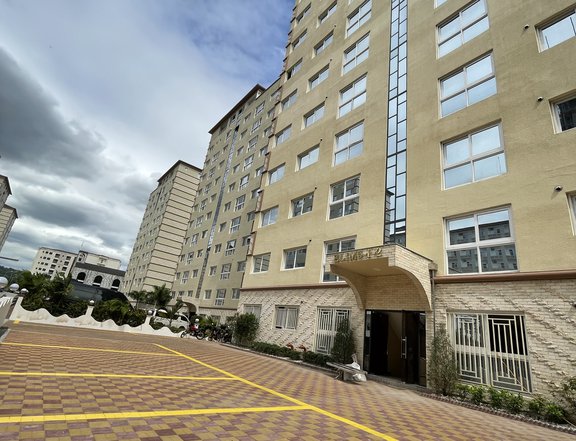 3BR Condominium Unit for SALE inside Clark