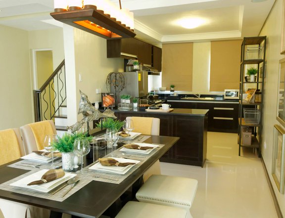 3-bedroom Single Detached House For Sale in Santa Rosa Laguna