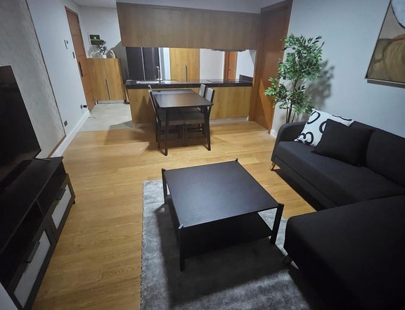 The season residences Haru tower BGC 1br
